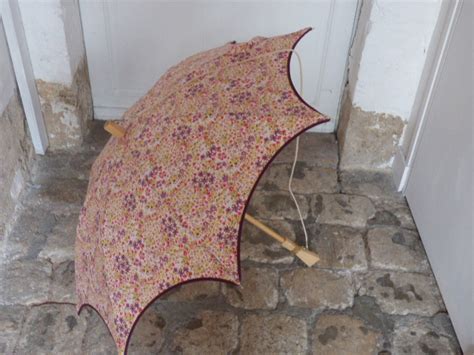 Beige Imprimé Fleuri La Maison des Parapluies