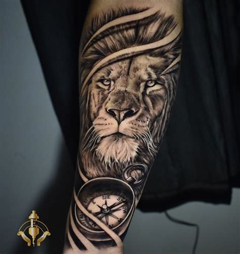 Leão bússola Tatuagem selva Tatuagens de leão Tatuagem sobre