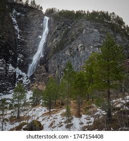 Trollheimen National Park Images Stock Photos Vectors Shutterstock