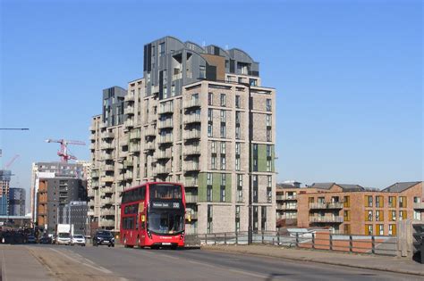 Dscf Bus Route Canning Town Silvertown Way The Flickr