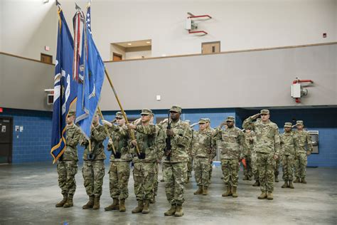 La Guard Intelligence Battalion Welcomes New Commander And Sergeant