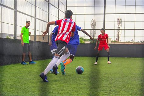 Tiki Taka Indoor Rooftop Football Arena In Chennai Lbb Chennai