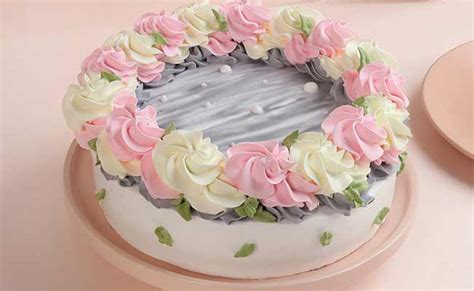 Cake Themes for Women's Day Celebrations - Bakingo Blog