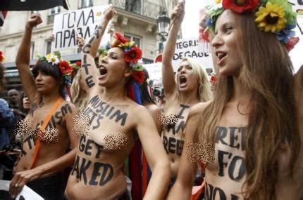 Muslims Let S Get Naked Femen