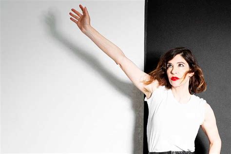 Carrie Brownstein Dirigirá La Biopic Del Grupo De Hard Rock Heart