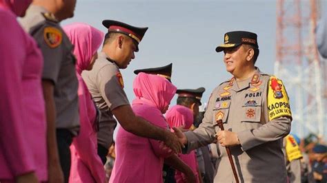 Anggota Polri Di Riau Naik Pangkat Di Hari Terakhir Tahun