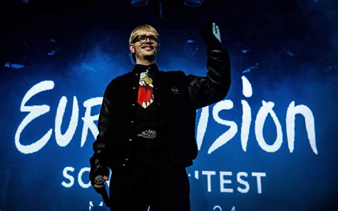 Joost Klein Presenteert Songfestivallied In Eenmalige Uitzending Van De