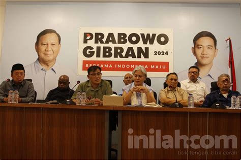 Foto Tkn Prabowo Gibran Bersama Aktivis Dan Korban Penculikan