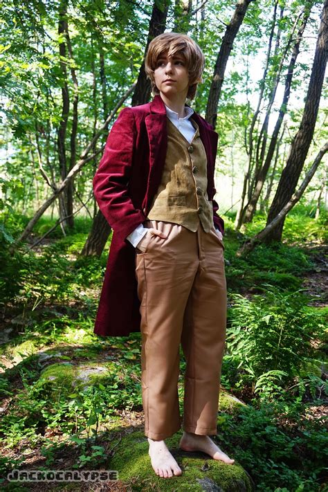 Jack Pendragon: Bilbo Baggins Cosplay Review - CosplaySky.com