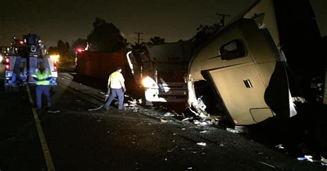 Crash Involving 3 Big Rigs Snarls Traffic On 710 Freeway In Long Beach Cbs Los Angeles