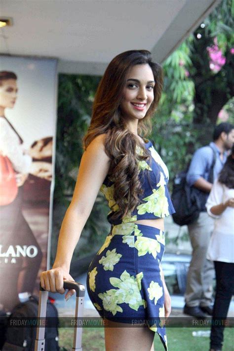 Kiara Advani That Hot Fucktoy Ass Scrolller