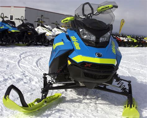 2018 Ski-Doo Renegade Backcountry X 850 E-TEC Review + Video - Snowmobile.com