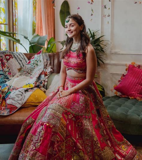 Alia Bhatts Bridal Look Is What Dreams Are Made Of