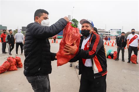 Comerciantes Del Gran Mercado Moyorista De Lima Se Muestran Entusiastas