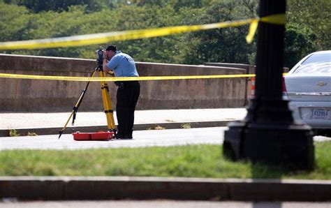 Police Investigate Report Of Shooting Near National Mall No Injuries