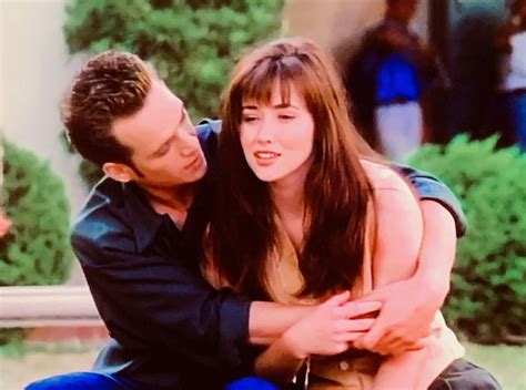 This Is Love Love Him Best Tv Couples Luke Perry Shannen Doherty