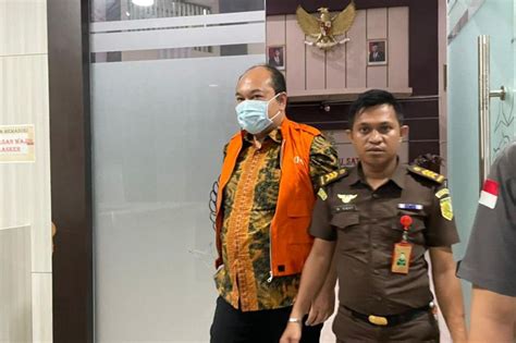 Kejati Malut Tahan Tersangka Korupsi Dana Perusda Ternate Bahari