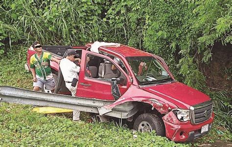 Dos Lesionados En Volcadura Peri Dico El Orbe