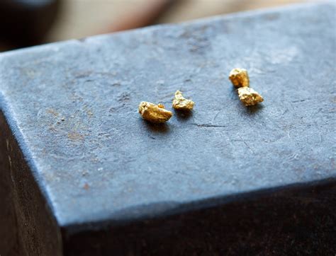 corporate governance saturn metals