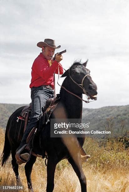 Chuck Connors Photos And Premium High Res Pictures Getty Images