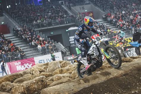 Video Billy Bolt Crowned Fim Superenduro World Champion Zona