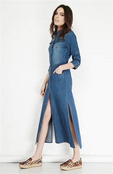 22 Reasons To Spring For A Denim Dress Long Denim Dress Denim Midi