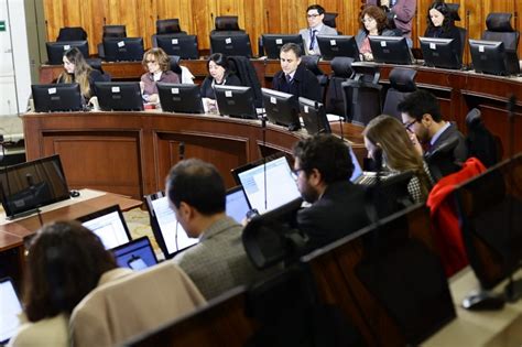 Estado social y democrático de derecho Comisión Experta aprobó el