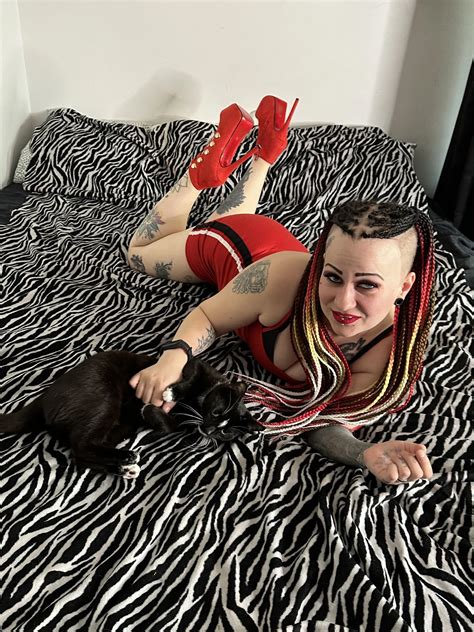 Red Hot SFW 16 Nude Pics XHamster