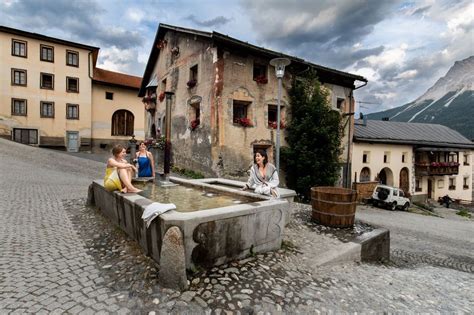 Tschliner Dorfbrunnen Wird Zum Ffentlichen Bad Htr Ch