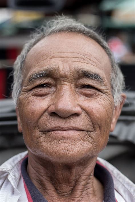 Pin by ruangyuth on คนแก่ | Old man portrait, Old man face, Photography ...