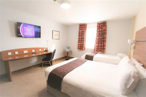 Cheap Hotels in Doncaster - Roomsbooked