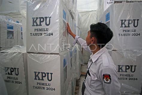 Logistik Pemilu Siap Didistribusikan Ke Ppk Antara Foto