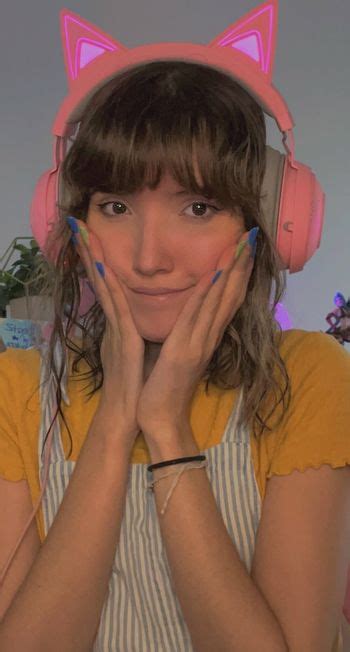 Strawberrygirlkairi Strawbeekairi Nude OnlyFans The Fappening Plus