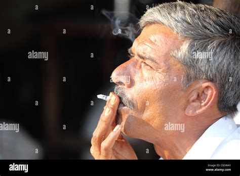 Indian Cigarettes Banque De Photographies Et Dimages à Haute