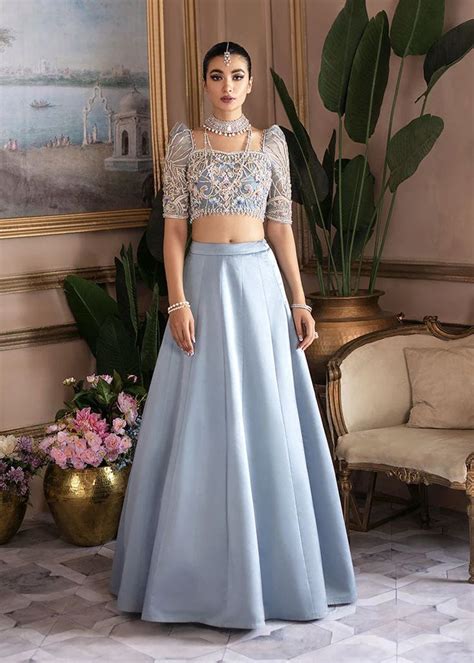 The Prettiest Plain Colour Lehengas We Spotted WedMeGood