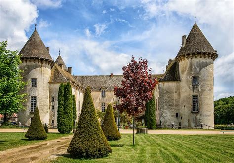 The Château de Savigny lès Beaune French castles Beaune Chateau