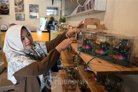 Jelang Ramadan Perajin Kue Kering Umkm Boltapiet Rame Pesenan Foto