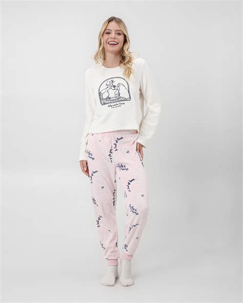 Riachuelo Kit Pijama Longo Feminino Em Fleece Meia Cano Longo A