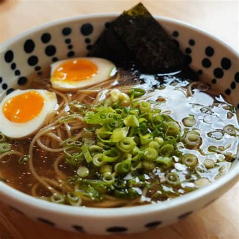 How To Turn Pasta Into 10 Minute Shoyu Ramen Emmymade