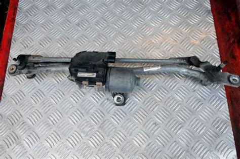 Audi A C Rhd Front Wiper Linkage G A With Motor G