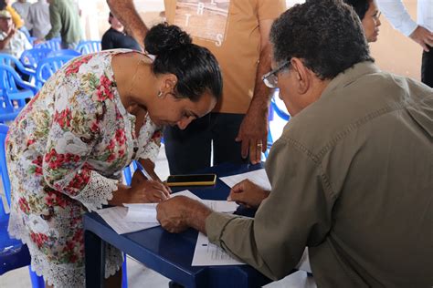 Confira as fotos da entrega dos Contratos de Concessão de Uso CCU