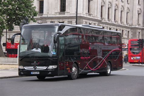 Bm Coaches Hayes Ln Bk Urv Parliament Square L Flickr