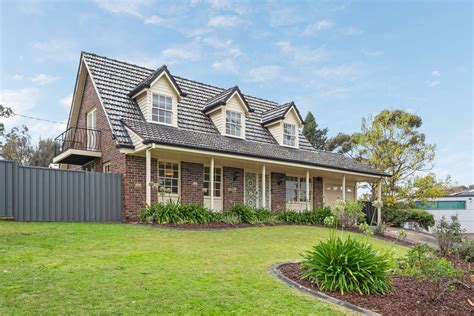 2 Glenarm Court Flagstaff Hill Sa 5159 Domain