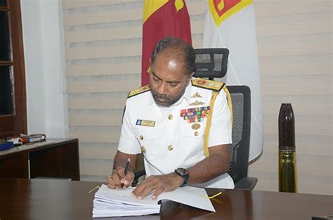 Rear Admiral Sanjeewa Dias Takes Over Command Of Eastern Naval Area