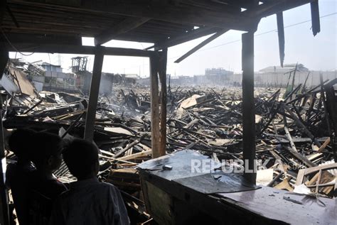 Sisa Kebakaran Ratusan Rumah Di Muara Angke Republika Online