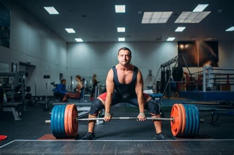 Powerlifting che tipo di sport è Cosa si allena nel powerlifting