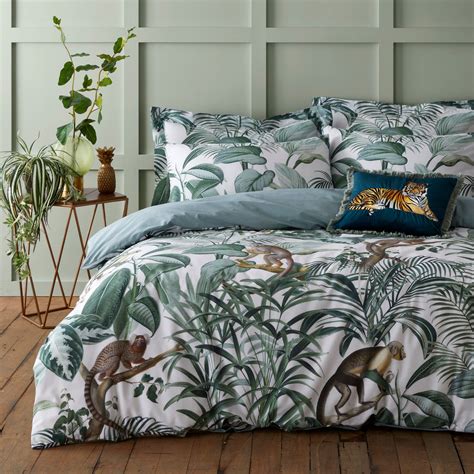 Jungle Green 100 Cotton Reversible Duvet Cover And Pillowcase Set In 2021 Tropical Bedroom