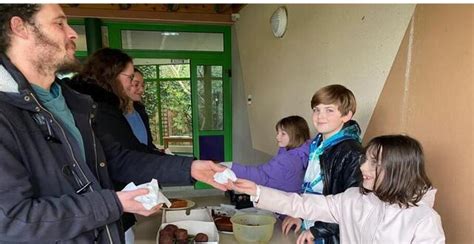 Mauges Sur Loire Les Enfants De L Cole Publique Jouent La Solidarit