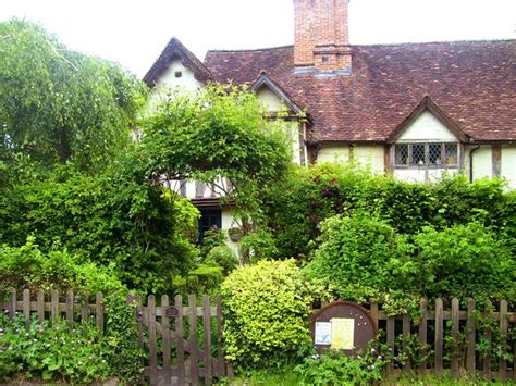 Very Olde World Half Timber Period Cottage Teashop In Shoreham