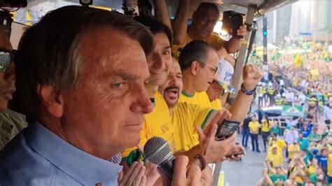 Sp Cobra R Mil De Bolsonaro Por Recusa Em Usar M Scara